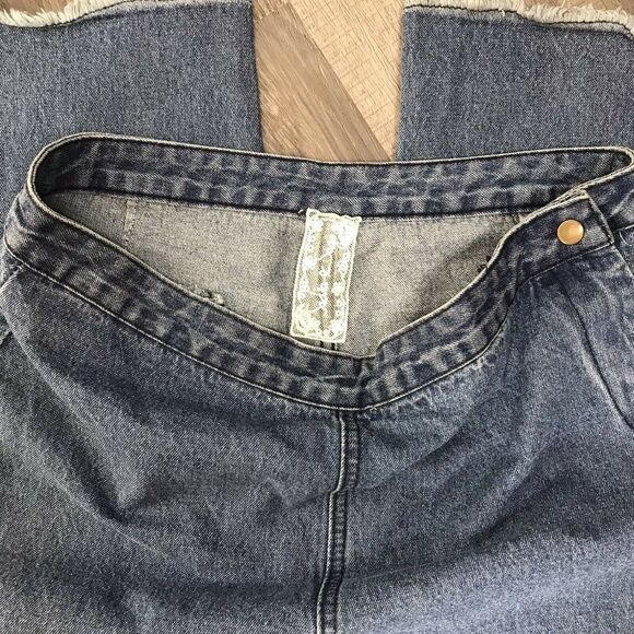 Sadie & Sage High Waist Wide Leg Frayed Hem Jeans - Picture 5 of 10